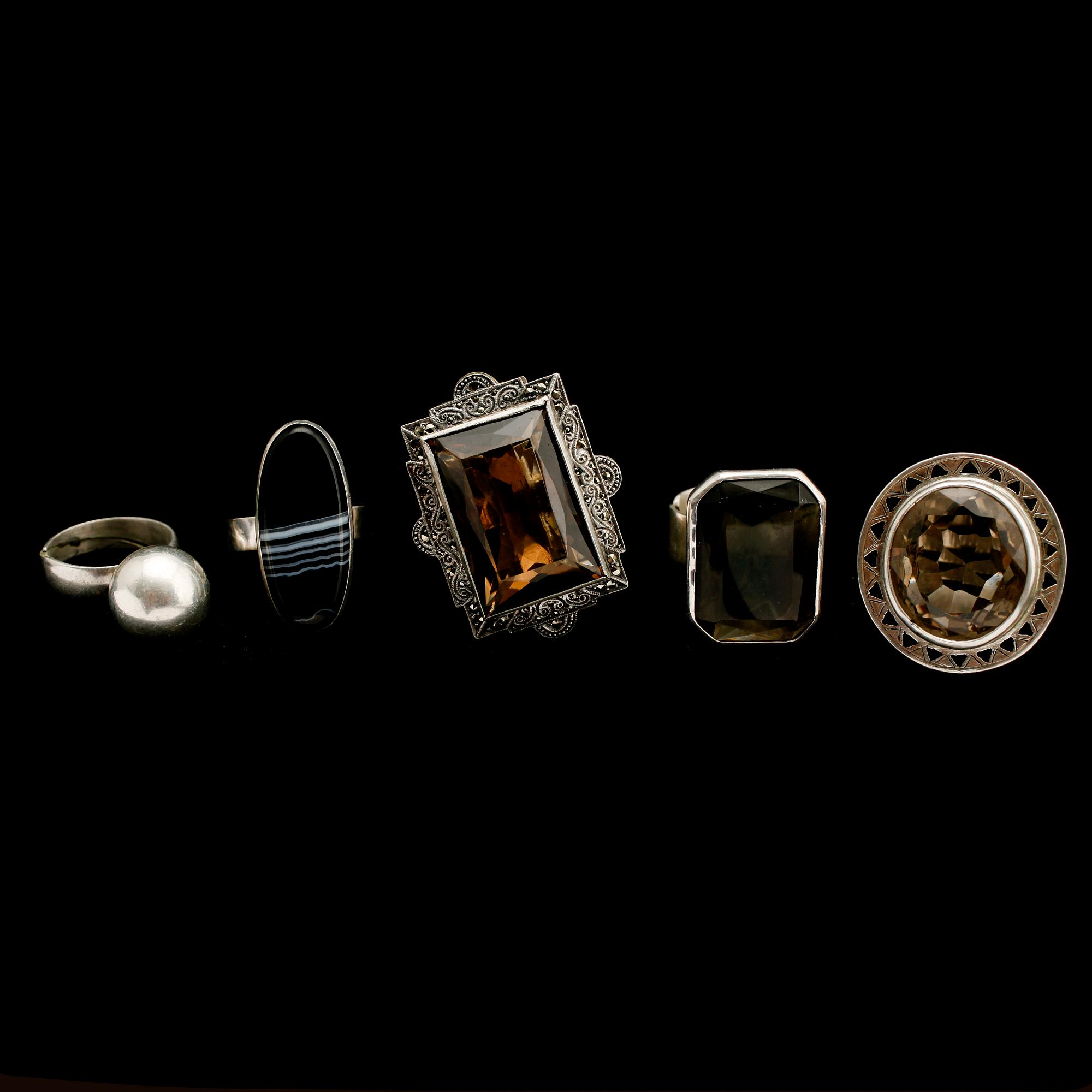 RINGAR, 5 st, silver, med olika stenar.