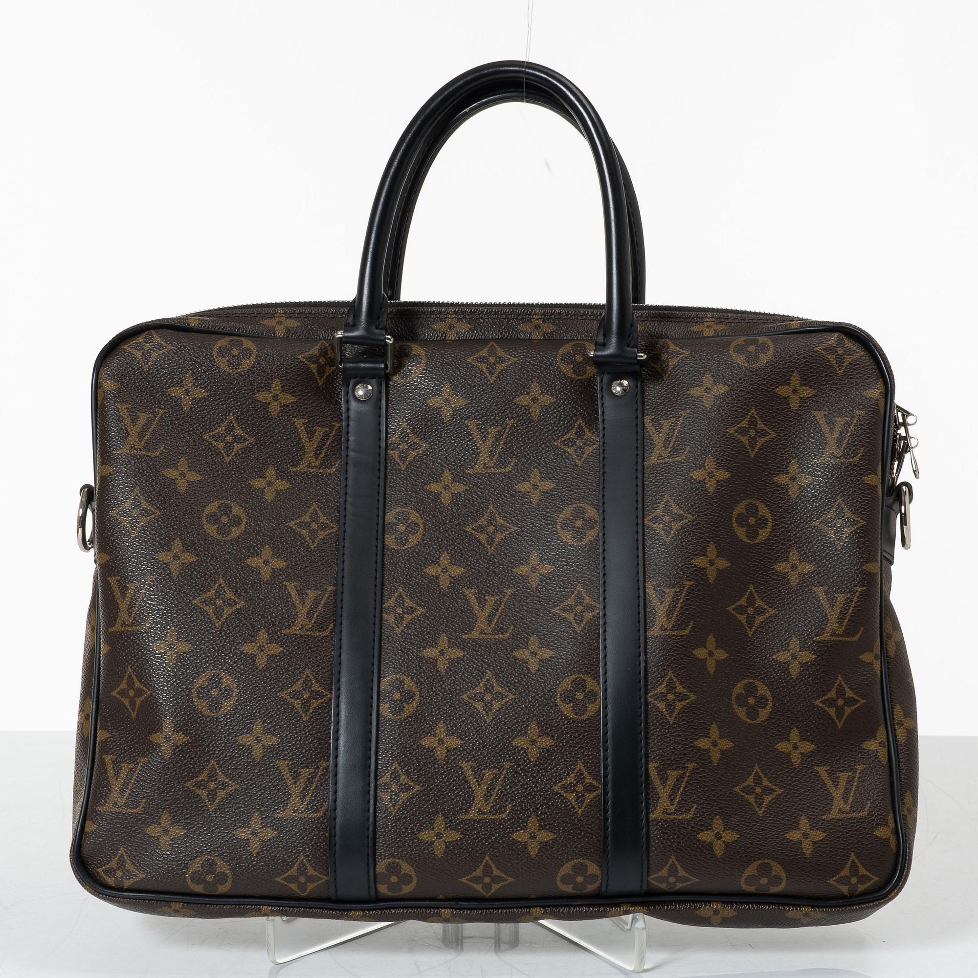 Louis Vuitton, "Travel Document Holder PM", 2018.