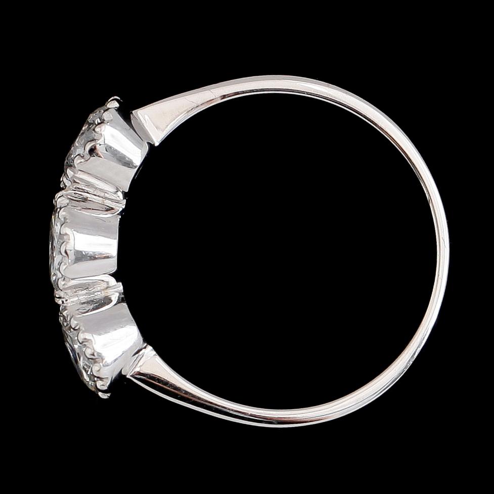 RING, 18 k vitguld, briljantslipade diamanter tot 1.54 ct. Vikt 4,3 g.