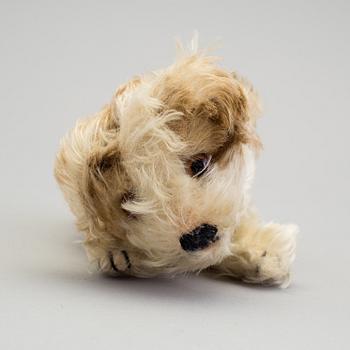 A Steiff bag in the shape of a dog, Germany, 1926-1934.