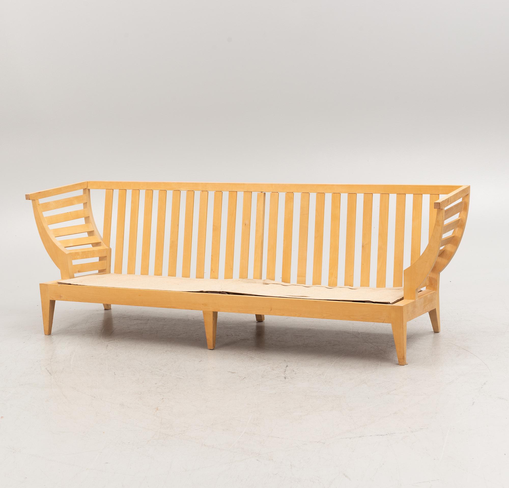 Nirvan Richter, soffa, "Träsoffa", Norrgavel.