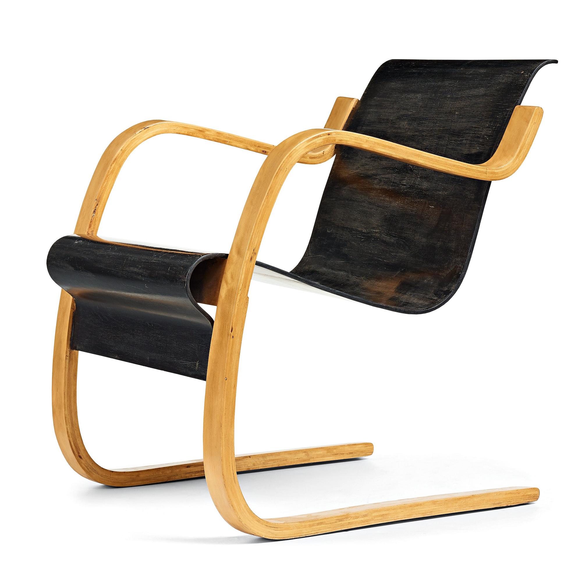 ALVAR AALTO, a birch plywood model 31 cantilevered chair, karmstol, modell nr 31, O.y Huonekalu-ja Rakennustyötehdas, Finland.