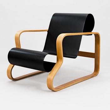 ALVAR AALTO, An early 1930's 'Paimio' armchair for  O.Y. Huonekalu-ja Rakennustyötehdas A.B. Finland.