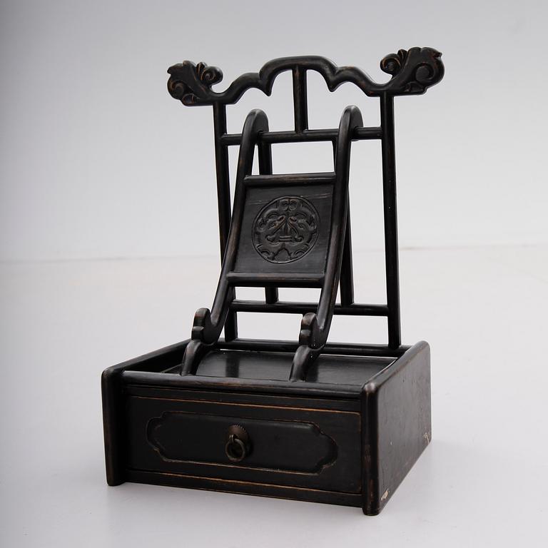 STAFFLI, Kina, 1900-talets första hälft.