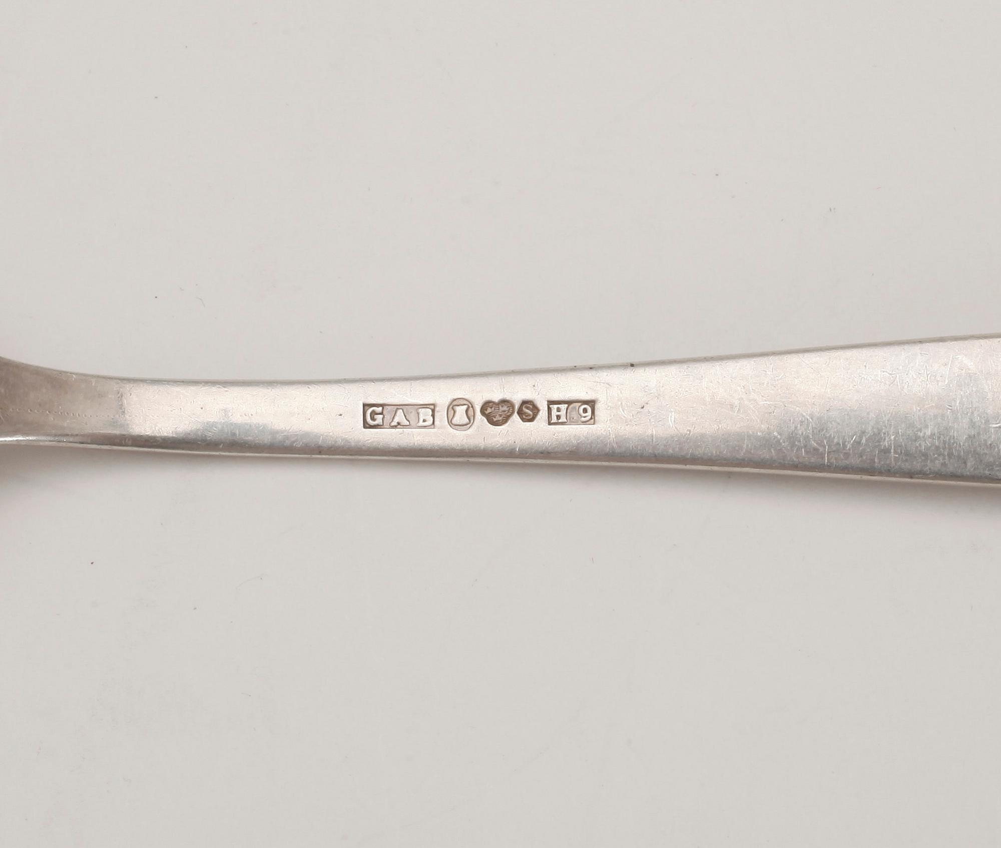 SERVISDELAR, 93 + 9 delar, silver, GAB Stockholm,  omkring 1900-talets mitt. Vikt ca 1553 gram.