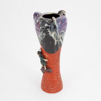 Vas, keramik, Japan, så kallat "Sumida gawa ware", 1900-talets första hälft.