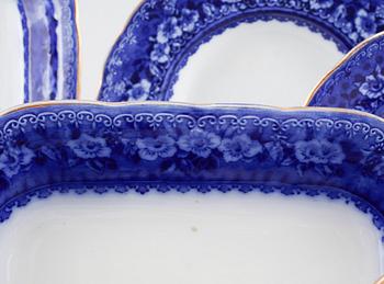 MATSERVIS, 120 delar, Flintgods, "Yesso", Gustavsberg, 1900-talets första hälft.