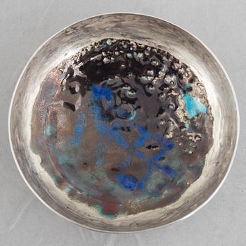 A silver and enamel box with lid and a small beaker, marks of Lars Arby, Gothenburg, Sweden 1963-1964.