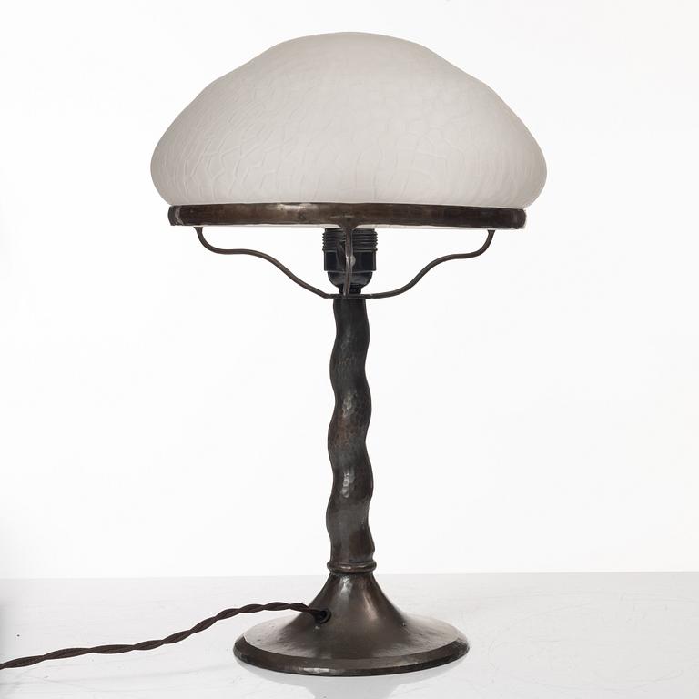Harald Notini, a table lamp model "6834", Arvid Böhlmarks Lampfabrik, Stockholm, 1920s.