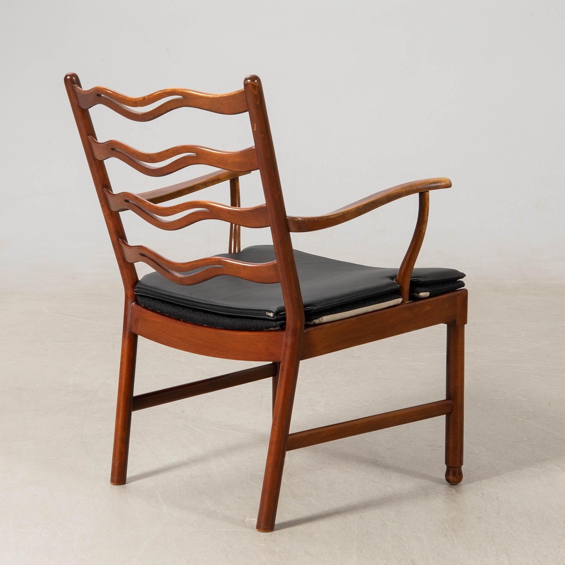 Ole Wanscher, chair, model 1755, Fritz Hansen, Denmark, 1946.