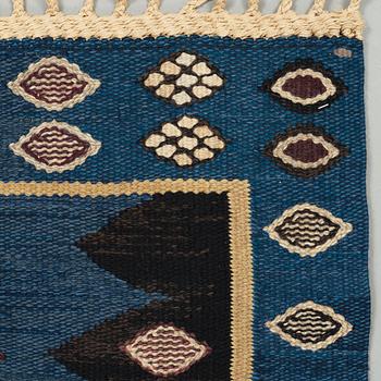 Barbro Nilsson, MATTO, "Snäckorna", flat weave, ca 229 x 151,5 cm, signed AB MMF BN.