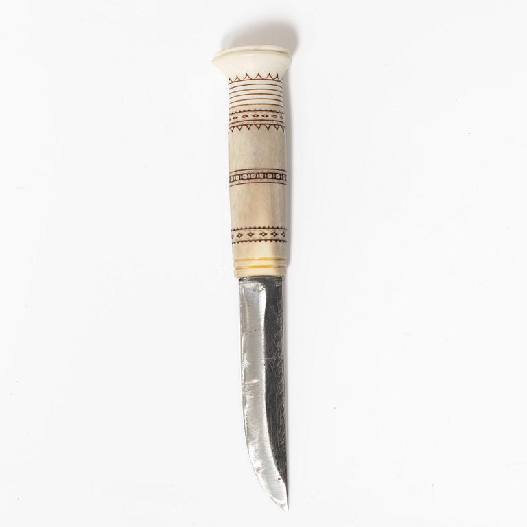 Thore Sunna, helhornskniv, signerad.