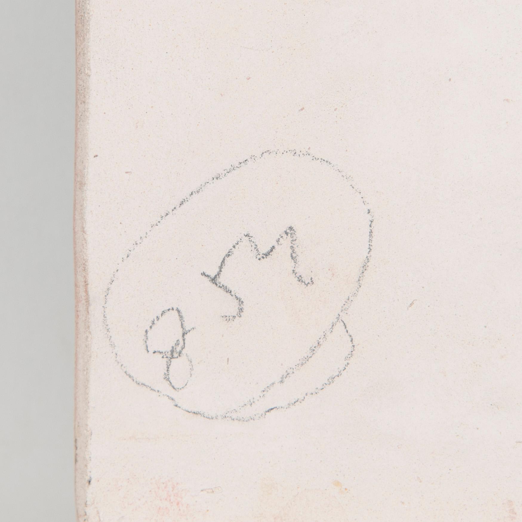 Rut Bryk, seinäreliefi, kivitavaraa signeerattu BRYK.