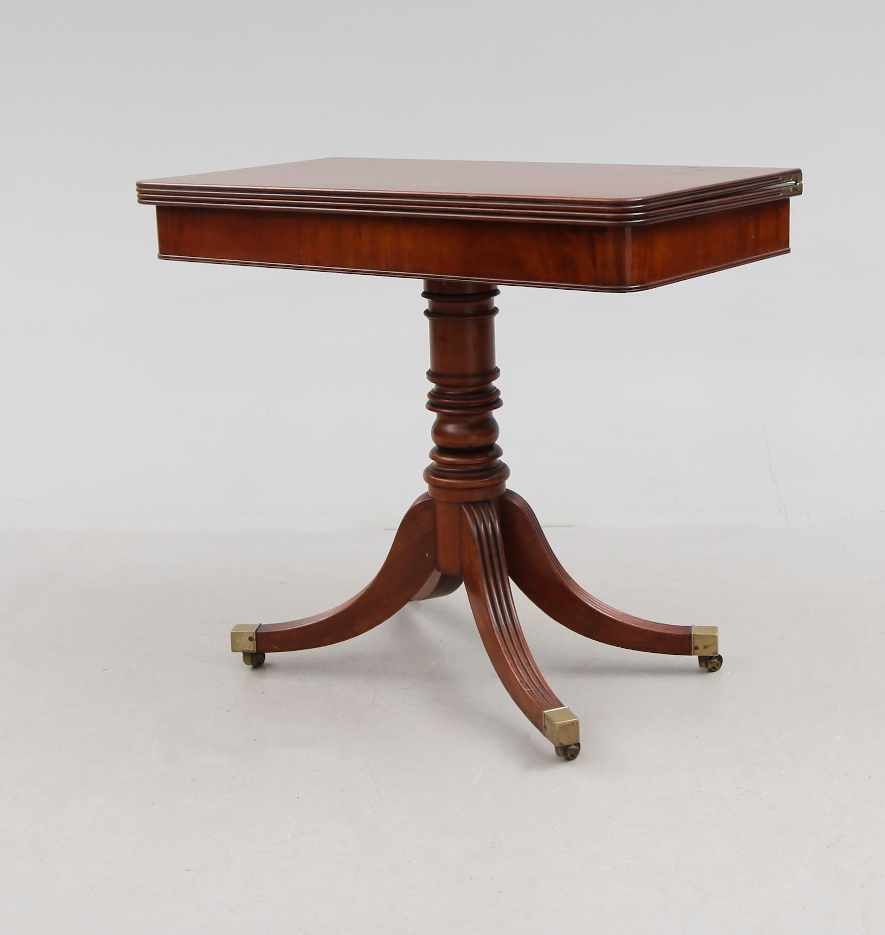 SPELBORD, empire, av Johan Öman (mästare i Stockholm 1815-1833), 1800-talets första hälft.