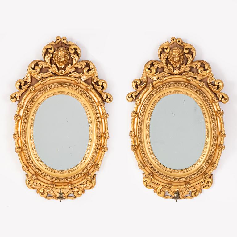 Spegellampetter, ett par, rokokostil, sent 1800-tal.