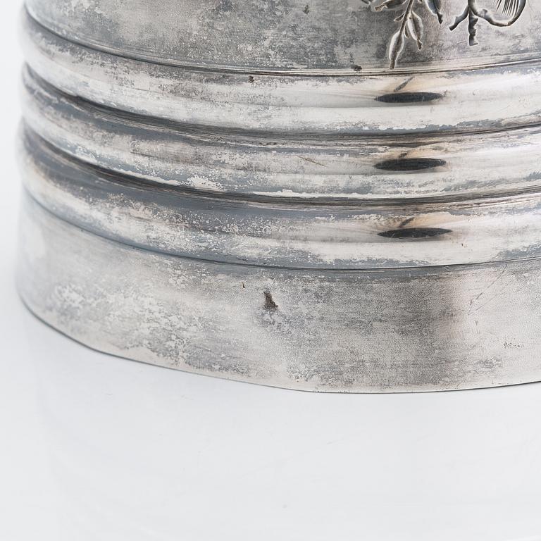 A vodka silver bucket with ladle, maker's mark of Ilya Prokopovich Prokofiev, Moscow 1899-1908.