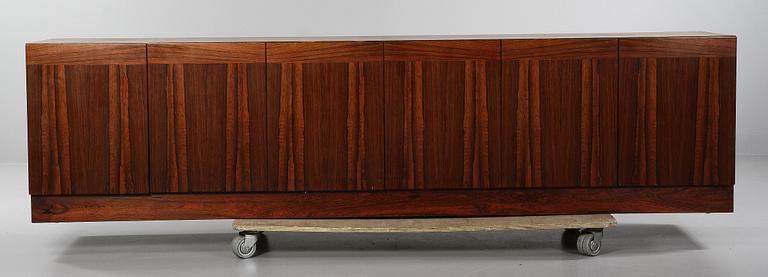 SIDEBOARD, trol Ib Kofod-Larsen för Seffle, 1900- talets andra hälft.