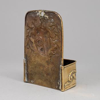 VÄGGHYLLA, mässing, 1800-tal.