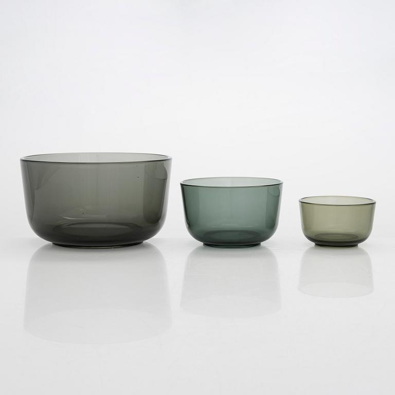 Saara Hopea, a set of 7 bowls, model 5577, Nuutajärvi Notsjö. Designed in 1956.