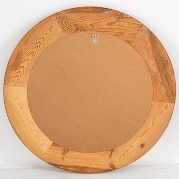 A 1970´s pinewood mirror.