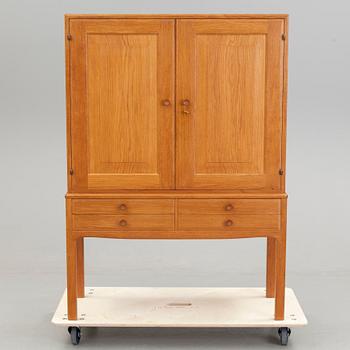 CARL MALMSTEN, skåp, "Oktober".