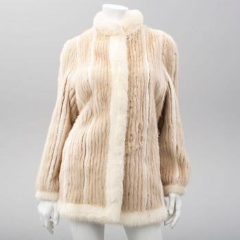 A mink fur jacket, Qwarnstöms Päls, Borlänge. Size circa M.