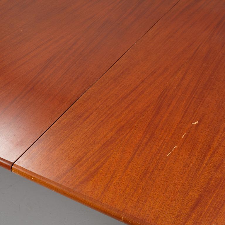 Dining table, Directoire style, "Gala", AB H Westerberg, second half of the 20th century.