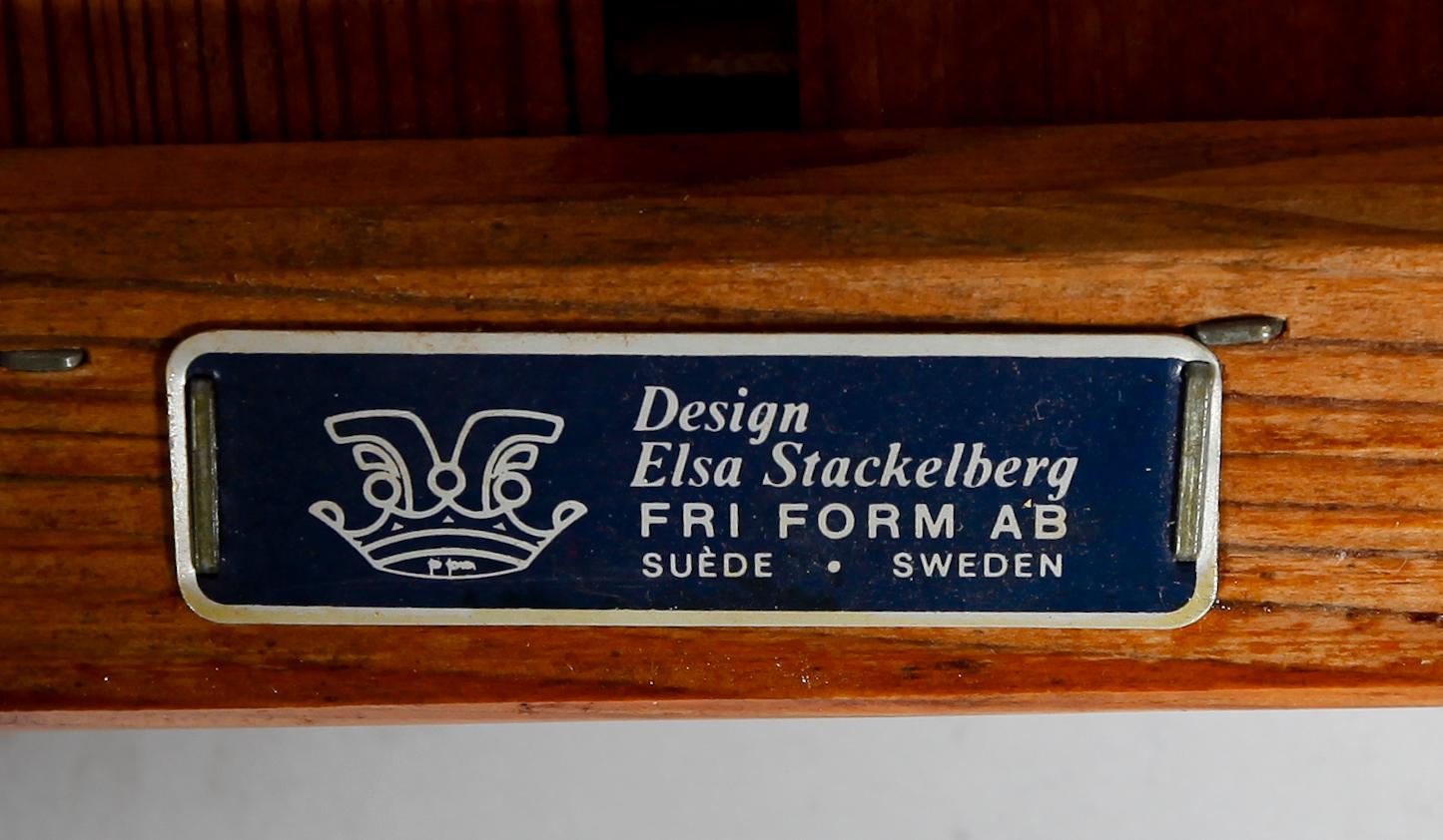 TRÄDGÅRDSPALL, Fri Form.