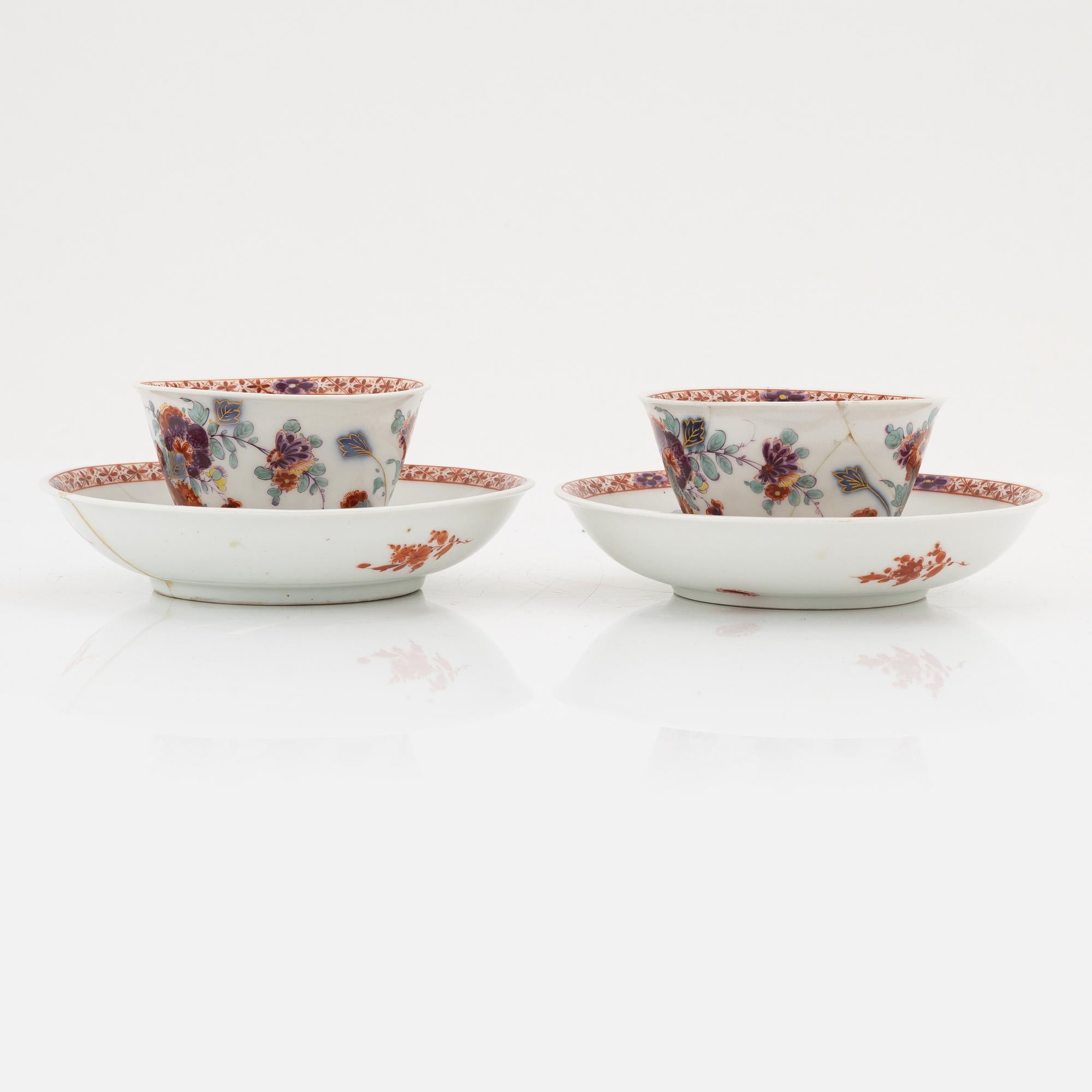 Koppar med fat, 2 st, porslin, Meissen, 1700-tal.