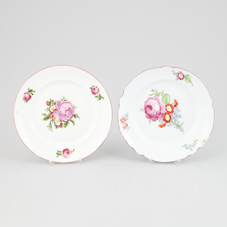 Two plates, by the Imperial Porcelain Factory in Saint Petersburg, Russia catherine the great and Nikolai I, 18th/19th c.