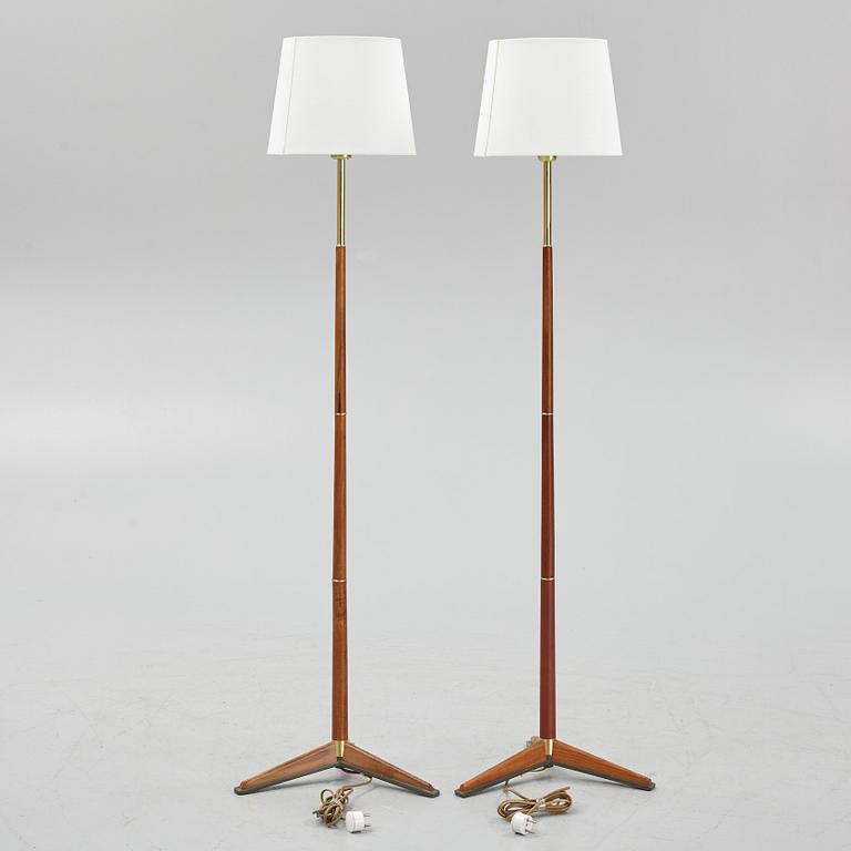 A pair of teak floor lamps, Möllers Armatur, Eskilstuna, 1960's.