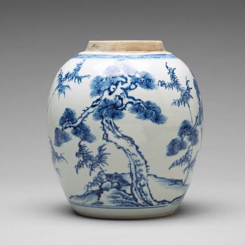 906. A blue and white jar, Qing dynasty, circa 1700.