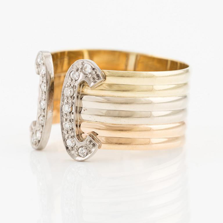 Ring, 18K gold with diamonds.