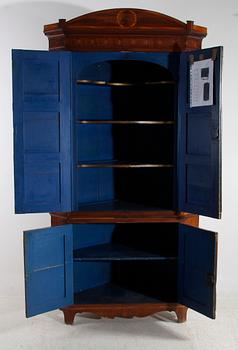 HÖRNSKÅP, England, 1800-talets början.