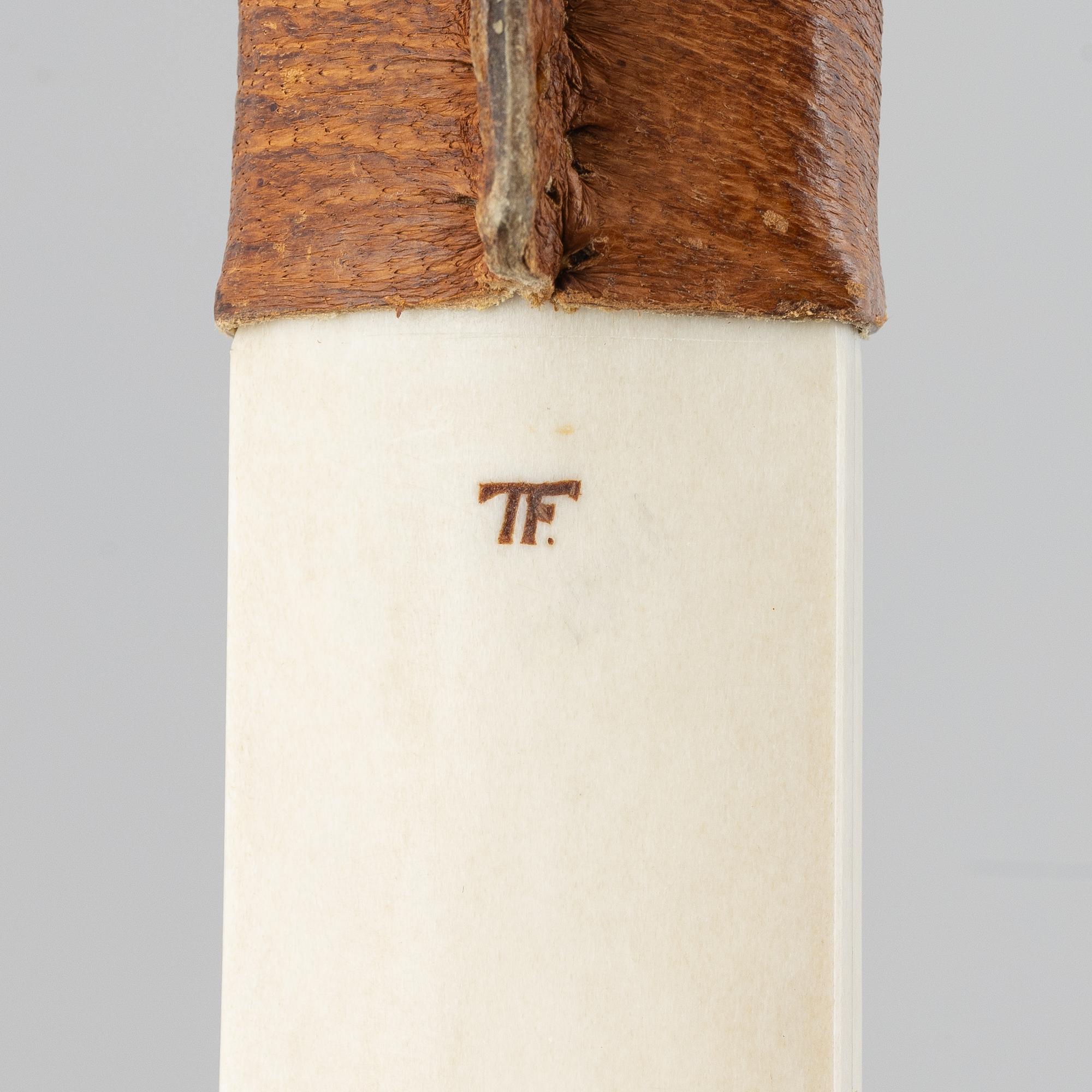 Torsten Fankki, a reindeer horn knife.