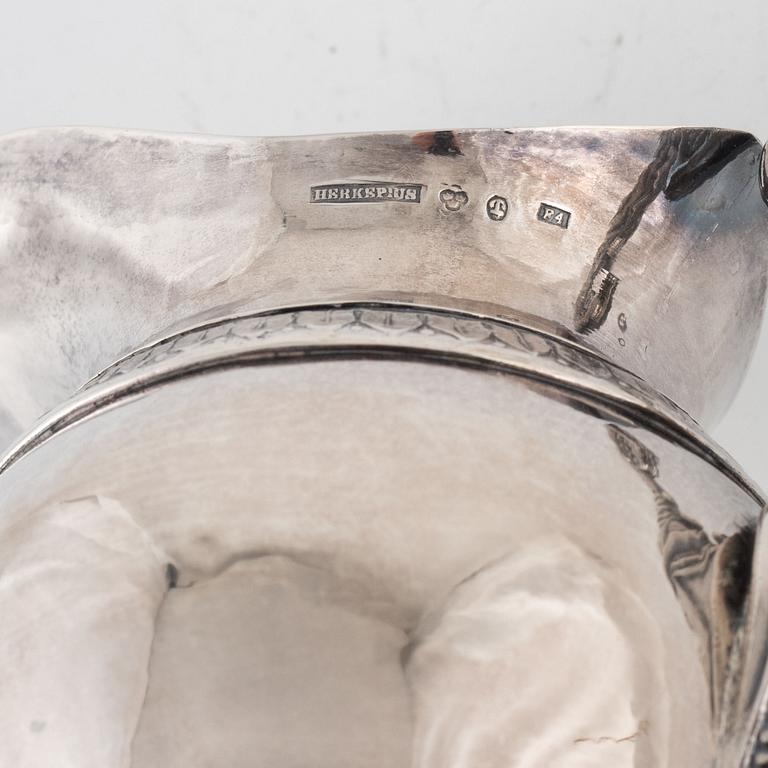 Anders Gottlieb Herkepeus, gräddkanna, silver, empire, Norrtälje, 1845.