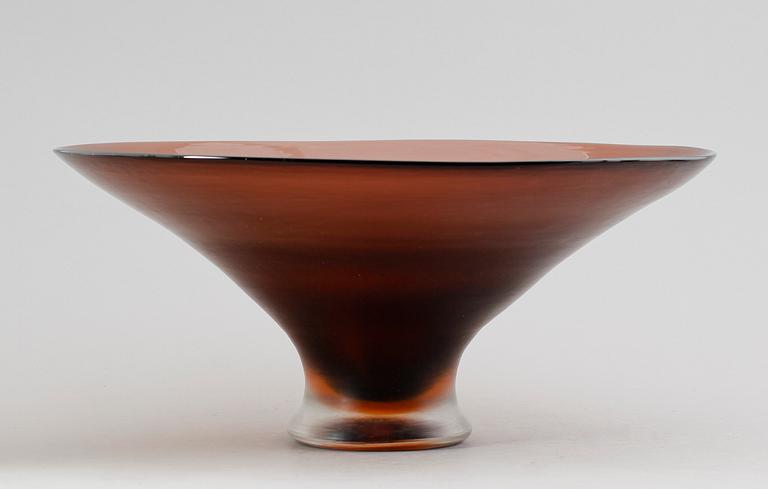 A Paolo Venini 'Inciso' glass bowl, Venin, Murano, Italy 1950's.