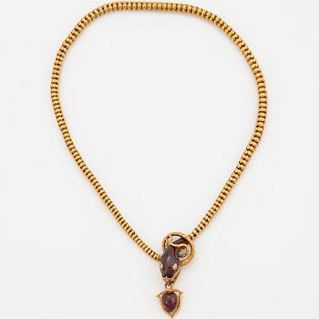 Collier 14K guld med granater och rosenslipade diamanter.