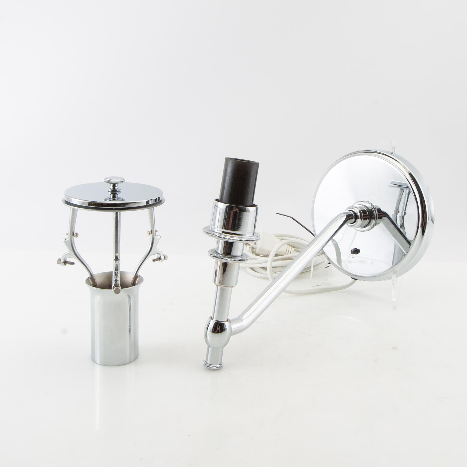 Poul Henningsen, wall lamp PH 3/2 for Louis Poulsen Denmark.