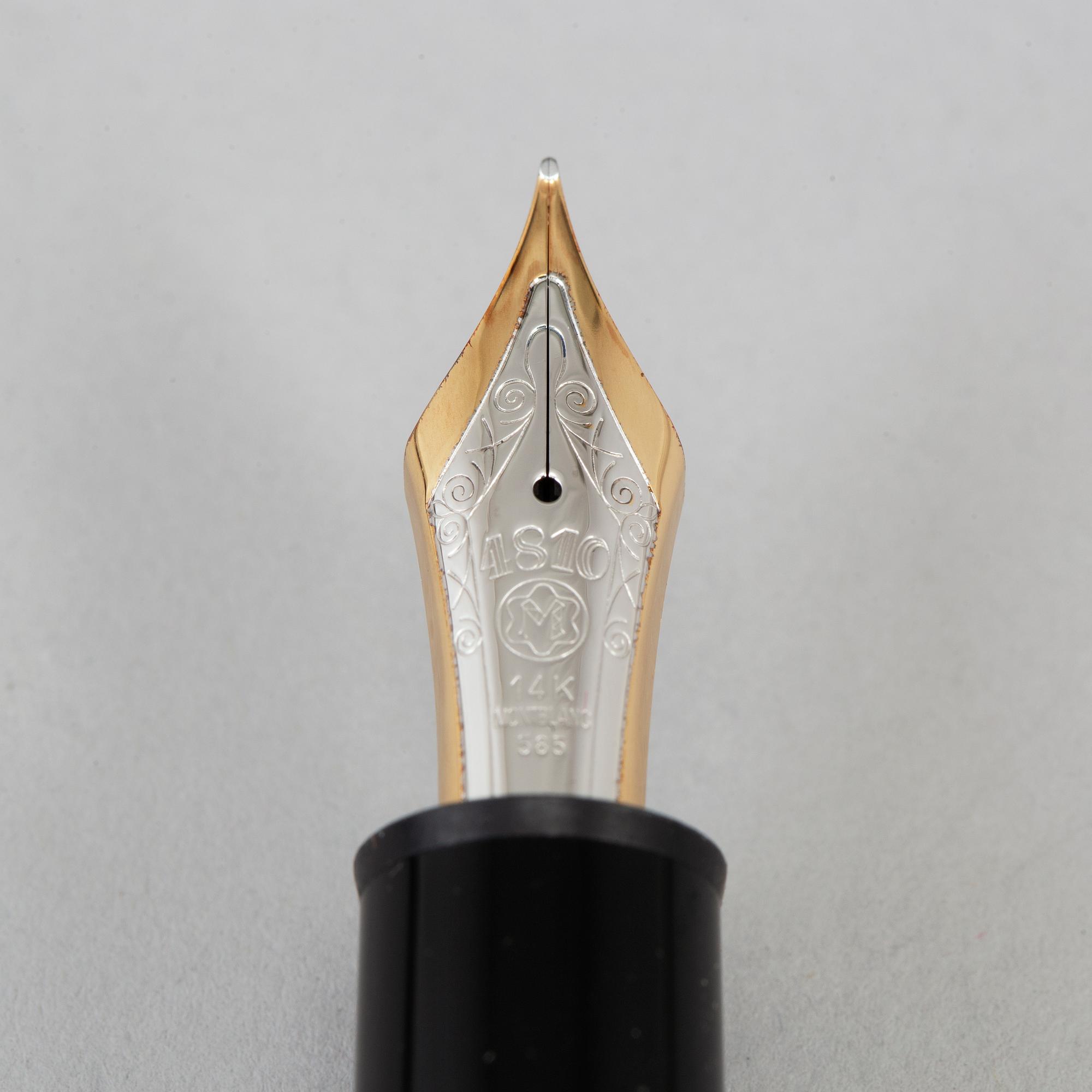 MONTBLANC, a Meisterstück No 149 fountain pen.