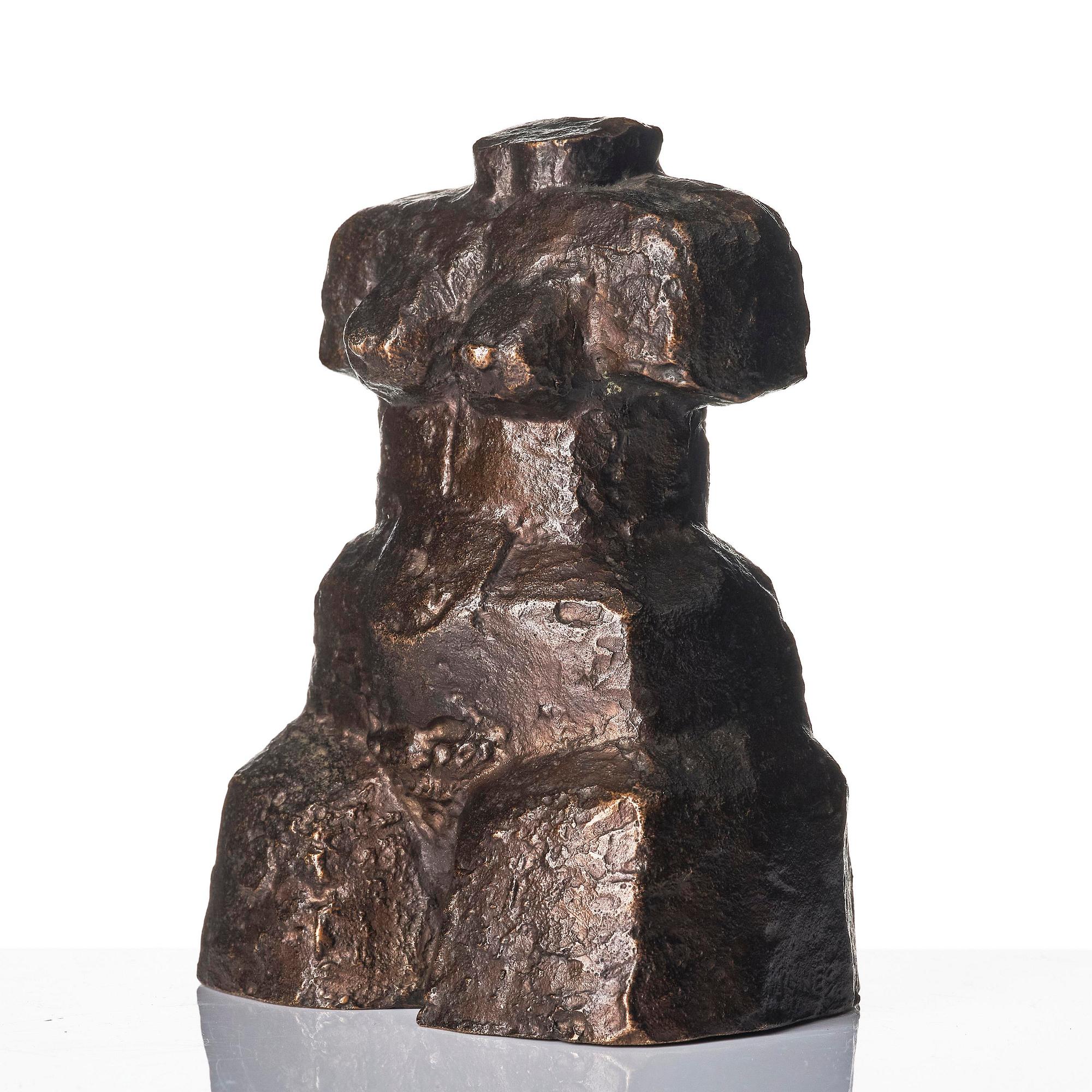 Arne Jones, Torso.