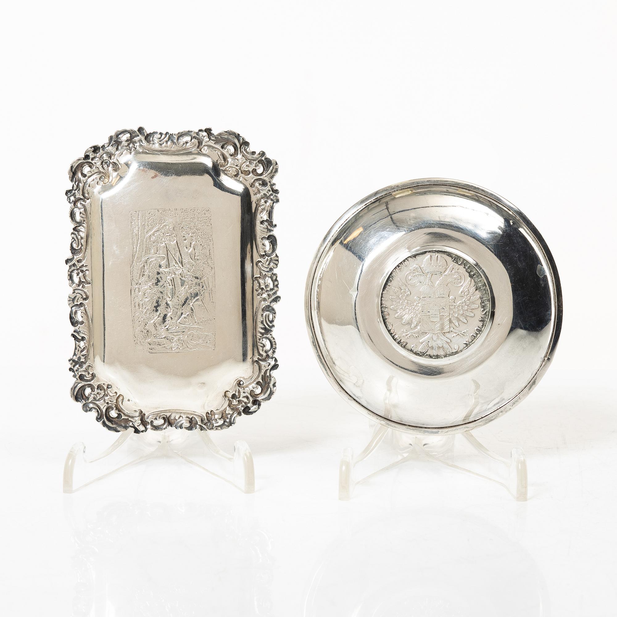 Bowl and tray, silver.