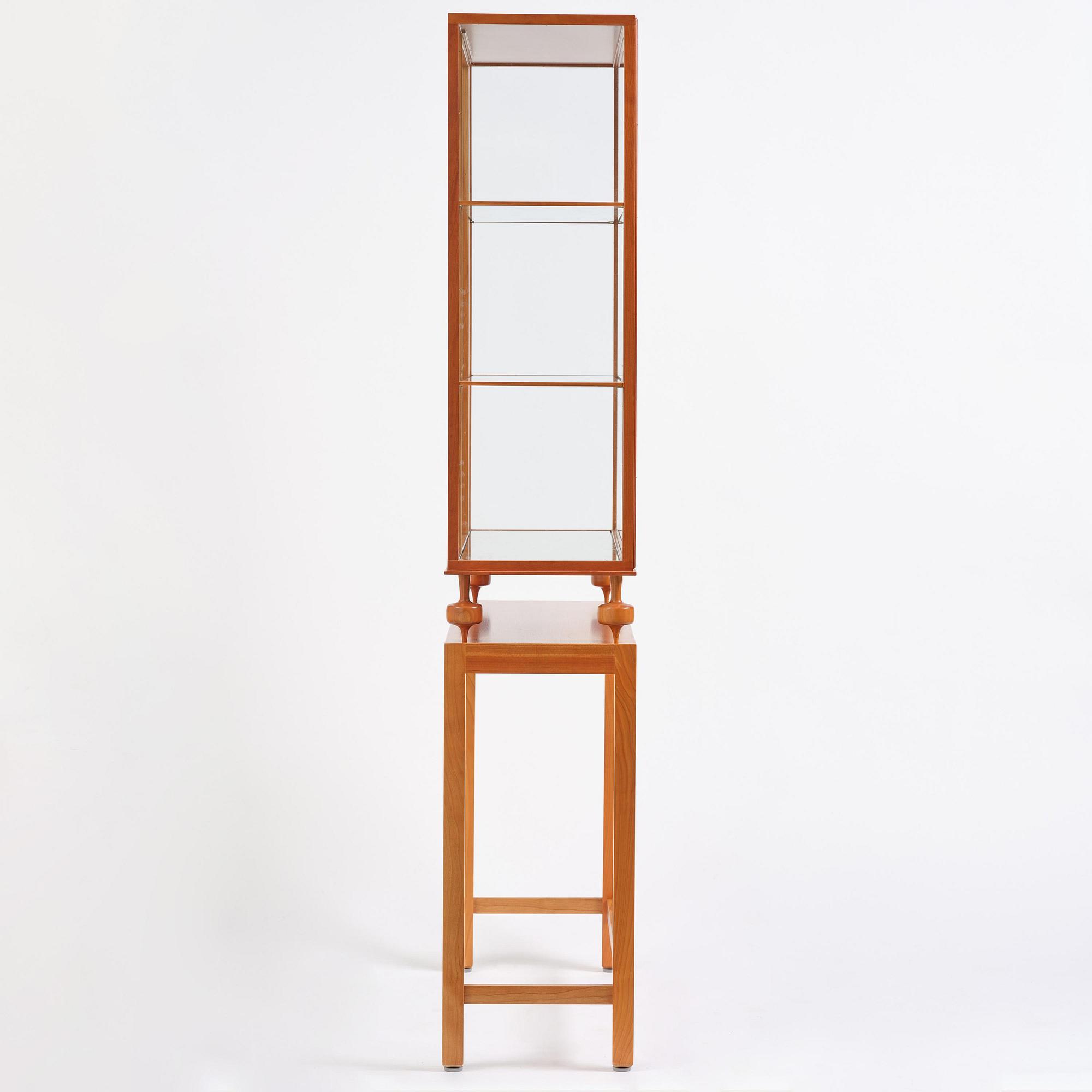 Josef Frank, a display cabinet model B 2077, Firma Svenskt Tenn, ca 2001.