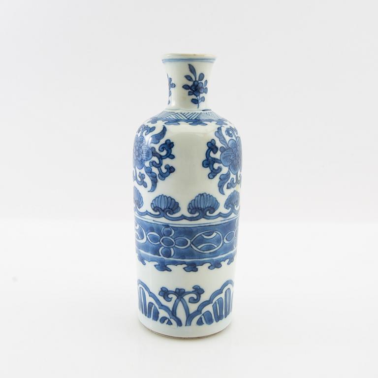 Vase China Kangxi (1662-1722) porcelain.