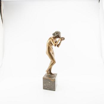 Victor Heinrich Seifert, sculpture "Drinking".