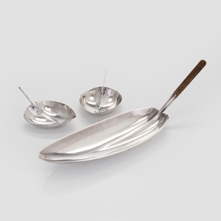 Tapio Wirkkala, skålar, 3 st, modeller TW 85 och TW 4, silver, Kultakeskus, Tavastehus 1963-64.