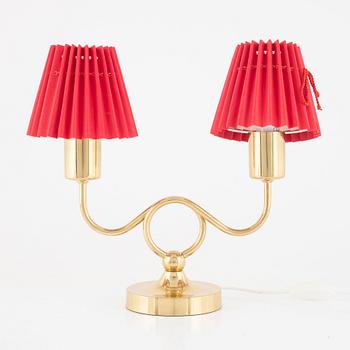 Josef Frank, bordslampa, modell 2483, Firma Svenskt Tenn.