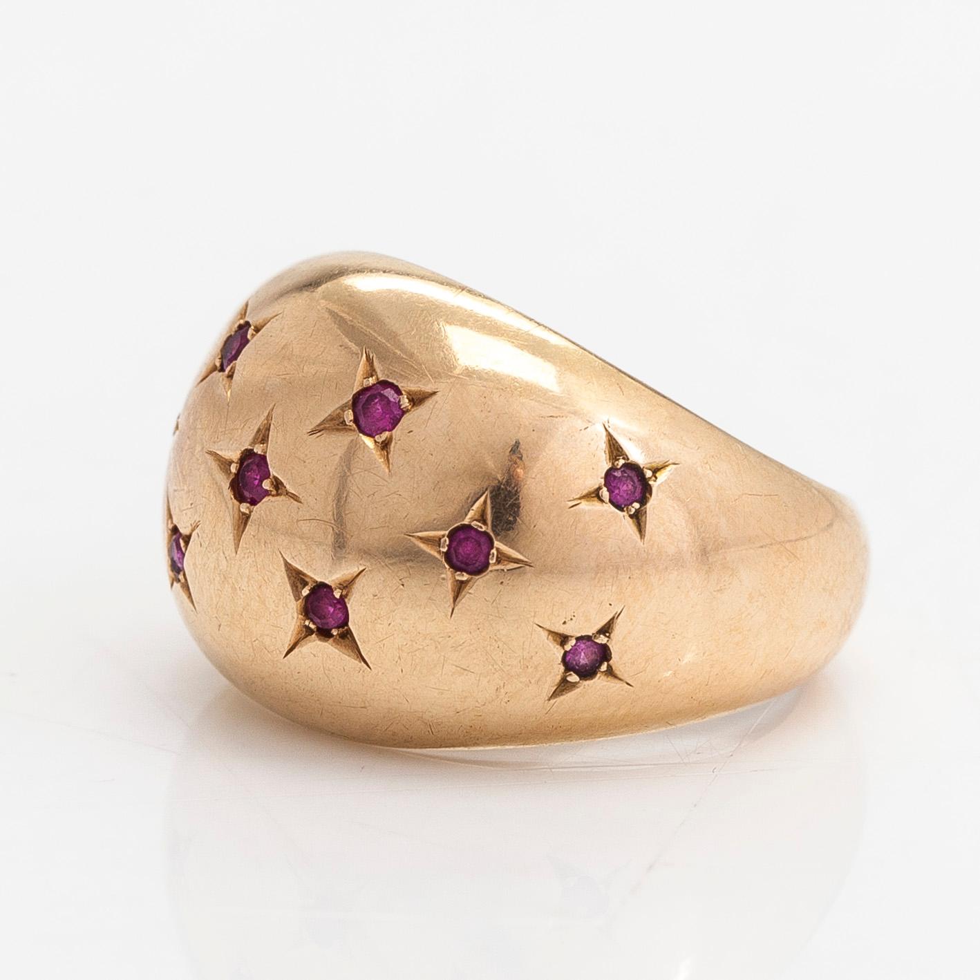 A 14K gold ring with synthetic rubies, Helsinki 1948.