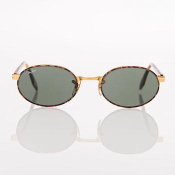 RayBan "W 2188" sunglasses.