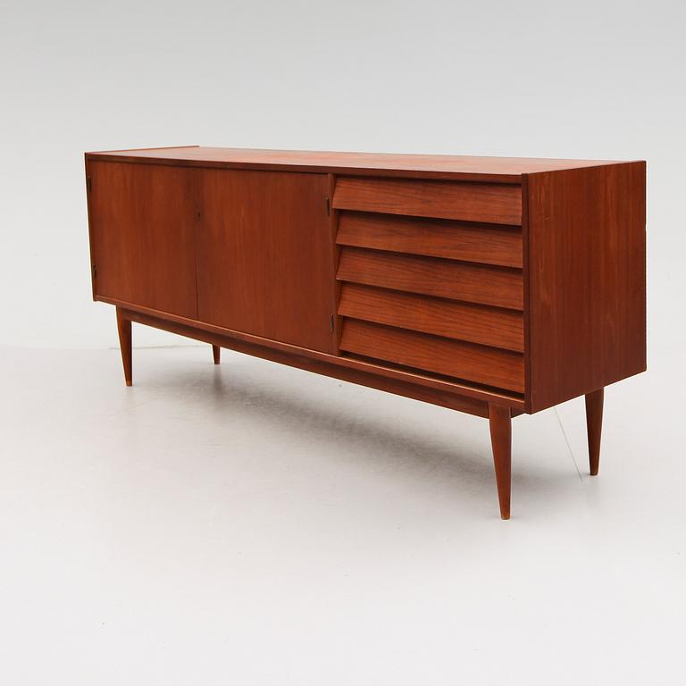 SIDEBOARD, 1900-talets andra hälft.